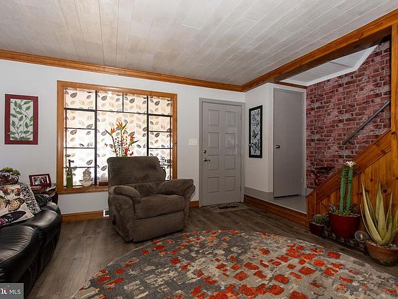 3rd image of 3224 Wallford Dr
