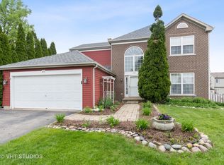 223 Faircroft Rd, Bartlett, IL 60103