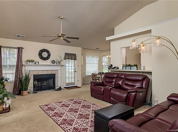 3rd image of 8508 Sienna Dr