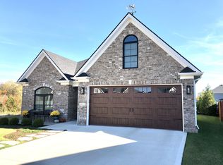 1108 Squirrel Nest Ln, Lexington, KY 40509