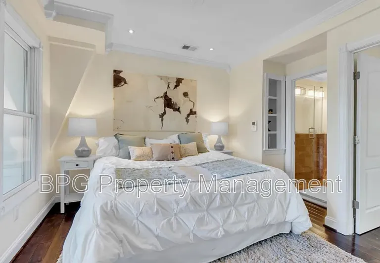 901 N Carolina Ave SE #2 — Photo 30