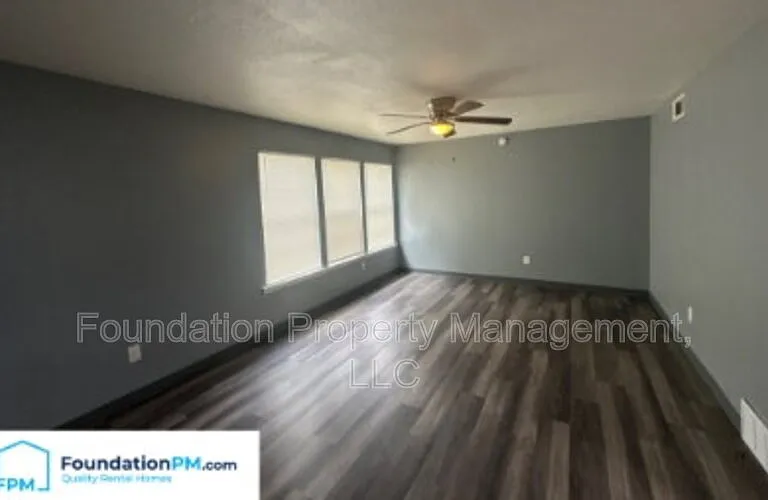 1283 E Raines Rd #14 — Photo 8