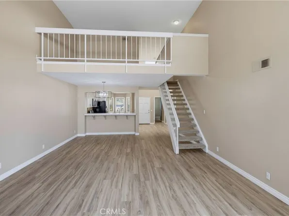 3740 S Bear St Unit D, Santa Ana, CA 92704
