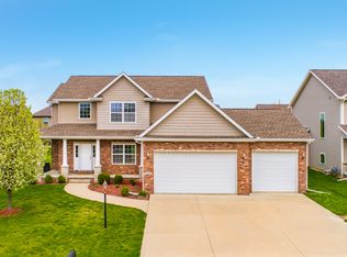 3205 W Saddle Creek Dr, Dunlap, IL 61525