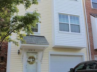 18213 Fox Chase Cir, Olney, MD 20832