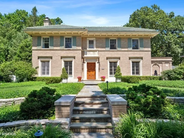 627 Warwick Rd, Kenilworth, IL 60043