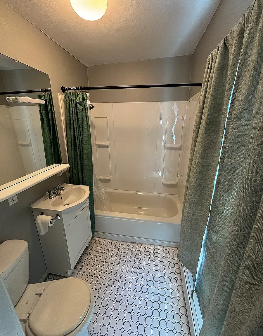 2 bed, 800 sqft, $2,000 — Photo 4