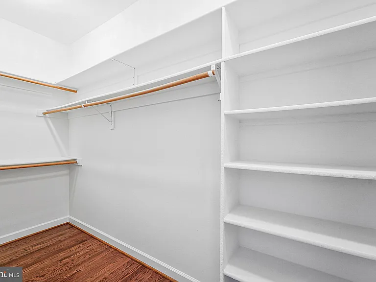 7720 Spoleto Ln — Photo 43