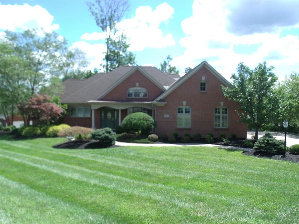 1st image of 3863 Beacon Woods