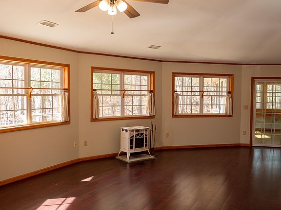 5th image of 1437 Brentwood Drive