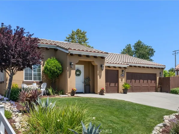 6040 Via Colonia Ct, Atascadero, CA 93422