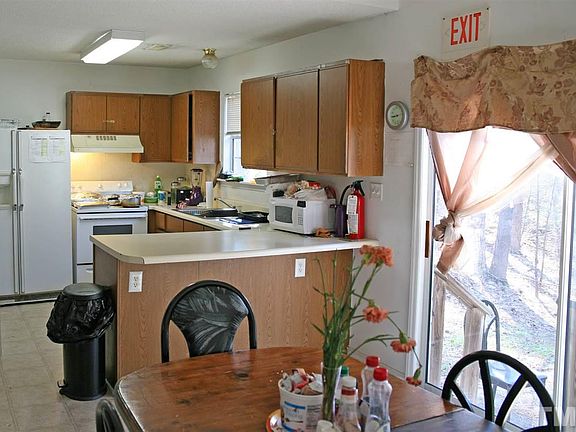 5th image of 3116 Cedarwood Dr