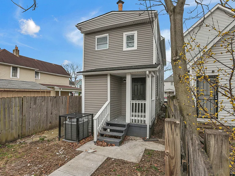 112 S Cypress Ave — Photo 14