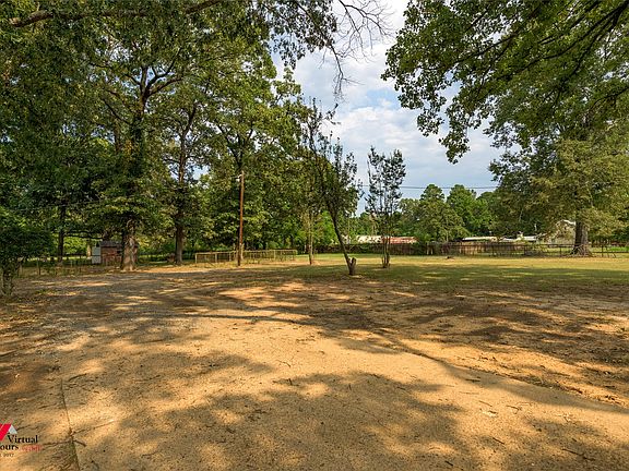 3rd image of 335 Woodland Park Rd
