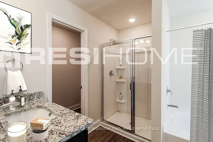 1529 Station Bluff Dr — Photo 12