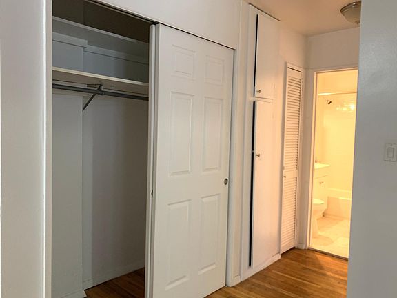 4th image of 1100 Warburton Ave APT 3N