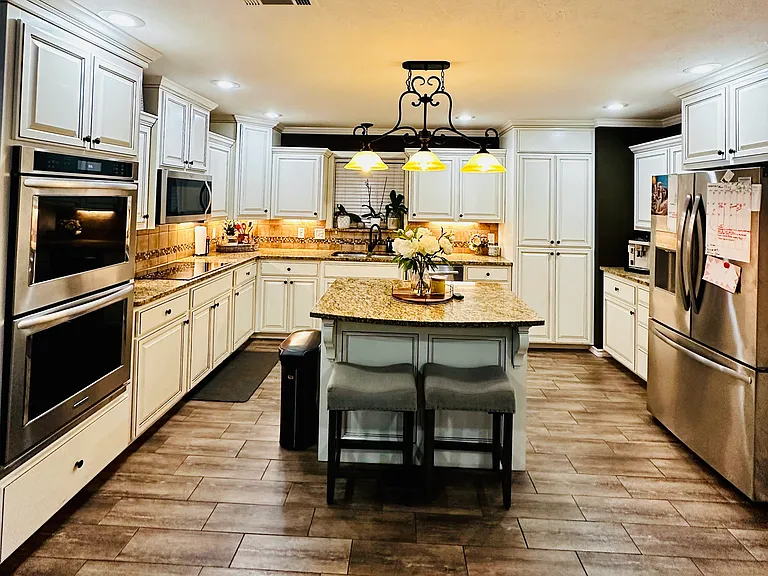 6419 Sleepy Hollow Ave — Photo 10