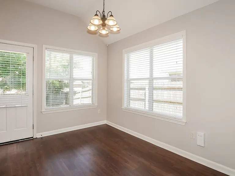6391 Braybourne Main — Photo 7