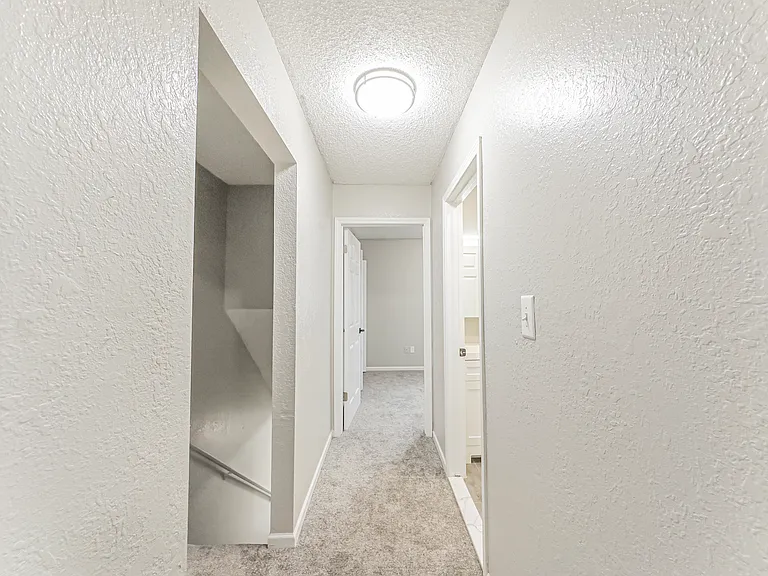 Yorktowne Pointe — Photo 24