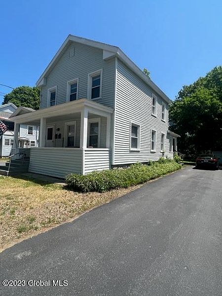 3rd image of 18 Elizabeth Street