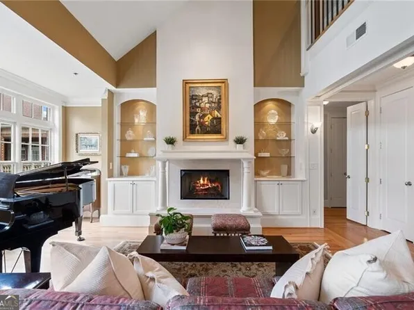 77 Peachtree Pl NE Unit 608, Atlanta, GA 30309