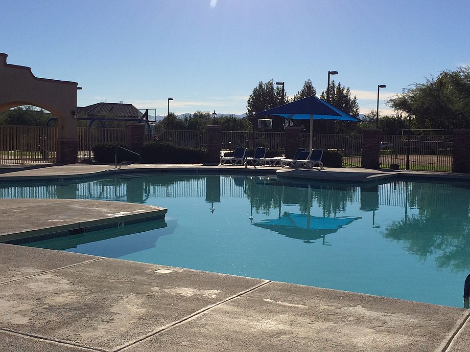 1st image of 352 W Calle Cajeta