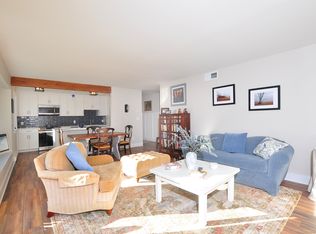582 Heritage Vlg #C, Southbury, CT 06488