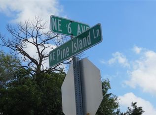 141 NE 6th Ave, Cape Coral, FL 33909