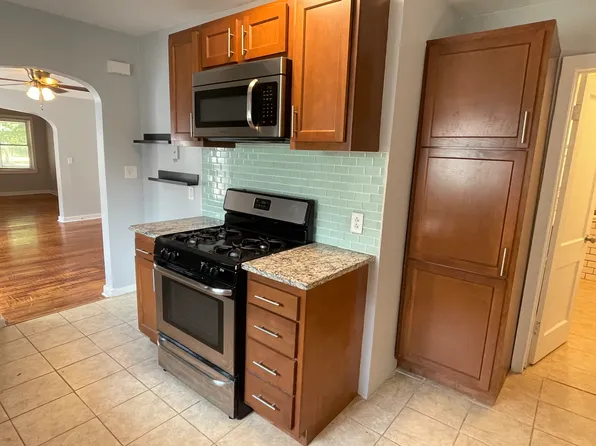418 Hawley Ave APT 2, Syracuse, NY 13203