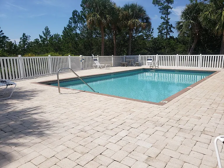 7160 Blue Jack Dr — Photo 34