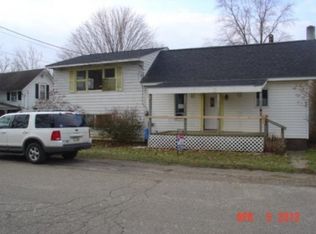 2240 Poplar St SE, East Sparta, OH 44626