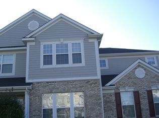 348 Tracy Ln, Elgin, IL 60124