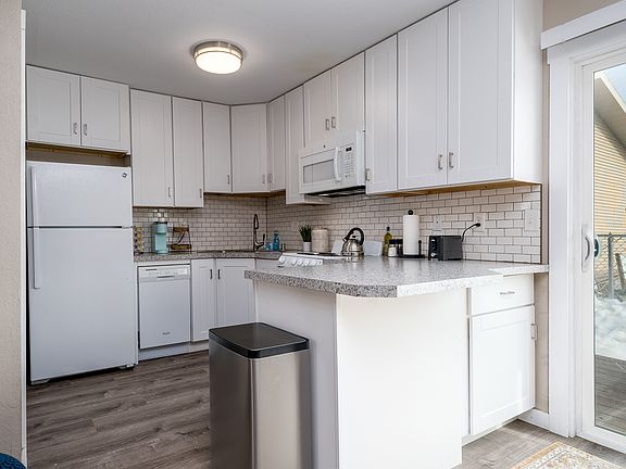 3rd image of 901 E 46th Ct APT 1