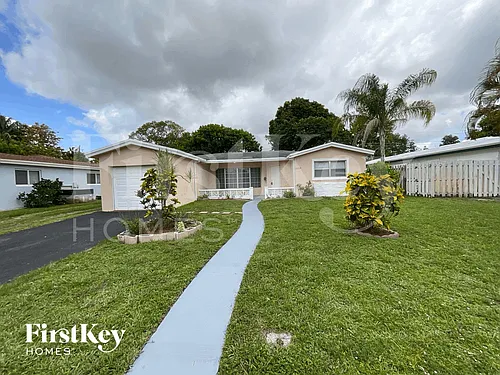 3333 NW 32nd Ct Photo 1