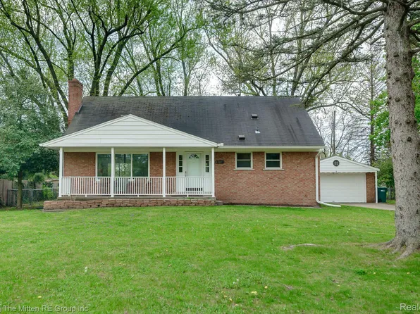 42857 Savage Rd, Van Buren Township, MI 48111