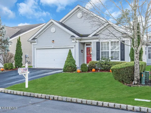 3 Woodstock Court, Jackson, NJ 08527