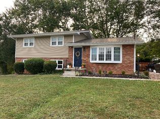 310 Hermitage Dr, Greeneville, TN 37745