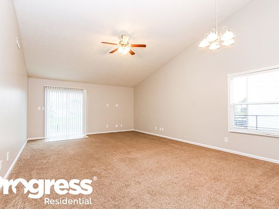 3rd image of 5220 Mesa Verde Dr