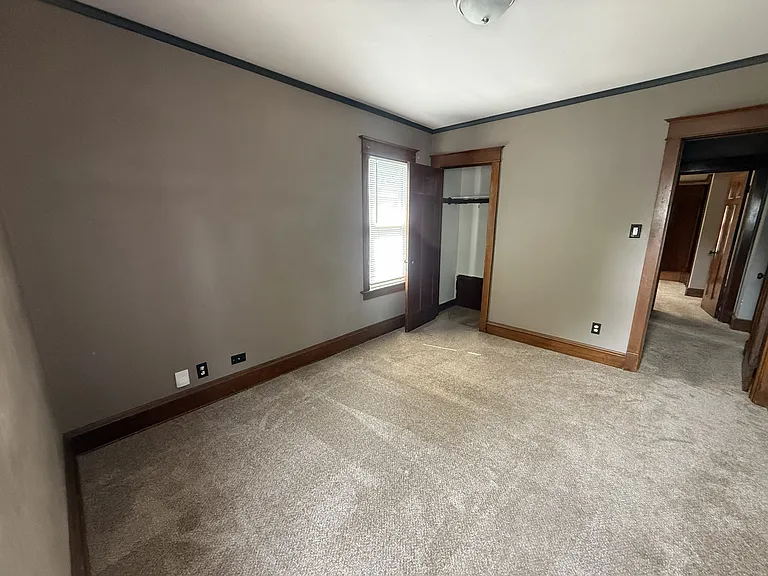 5827 W Wisconsin Ave — Photo 15