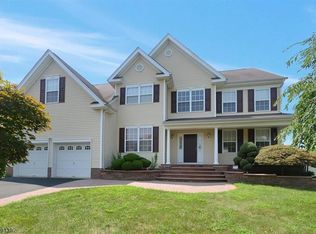 23 Winding Way, Princeton, NJ 08540