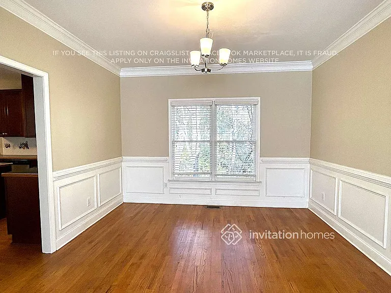 504 Woodbrook Ln — Photo 9