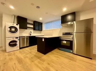 2446 164th St #1A, Surrey, BC V3S 4Y5