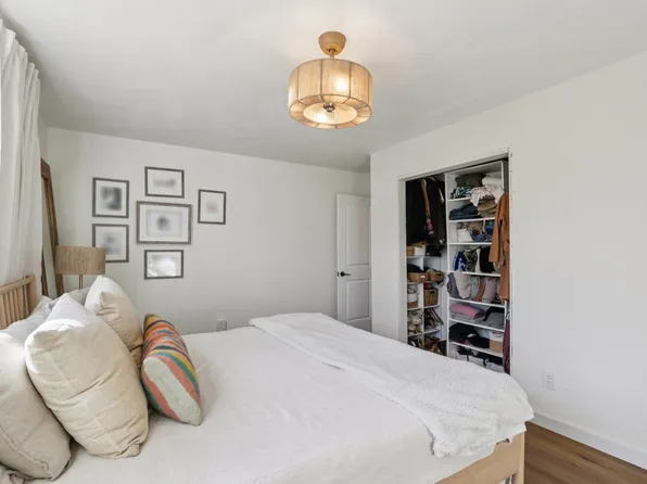 123 Jerome Ave, Egg Harbor Township, NJ 08234