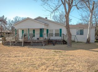 511 Chattey Rd, Desoto, TX 75115