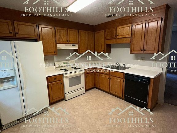 5th image of 119 Woodland Dr #B