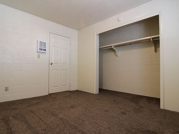 5th image of 234 W 1st S APT 2