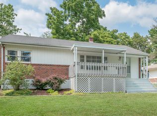 5702 Barns Ave, Roanoke, VA 24019
