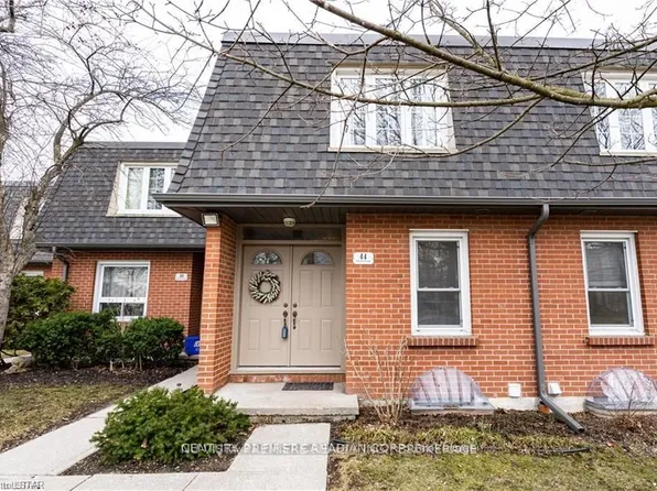 44 Homestead Cres #60, London, ON N6G 2E4
