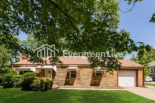 9006 E 68th Ter Photo 1