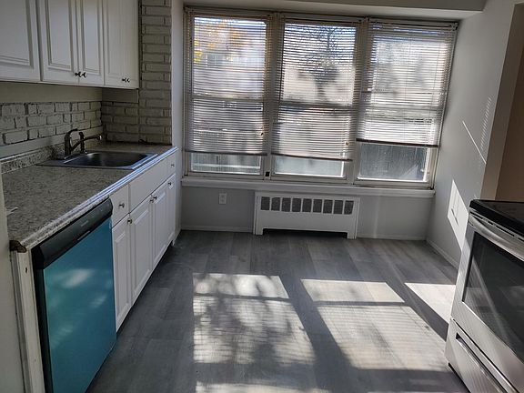4th image of 3856 Jerusalem Ave